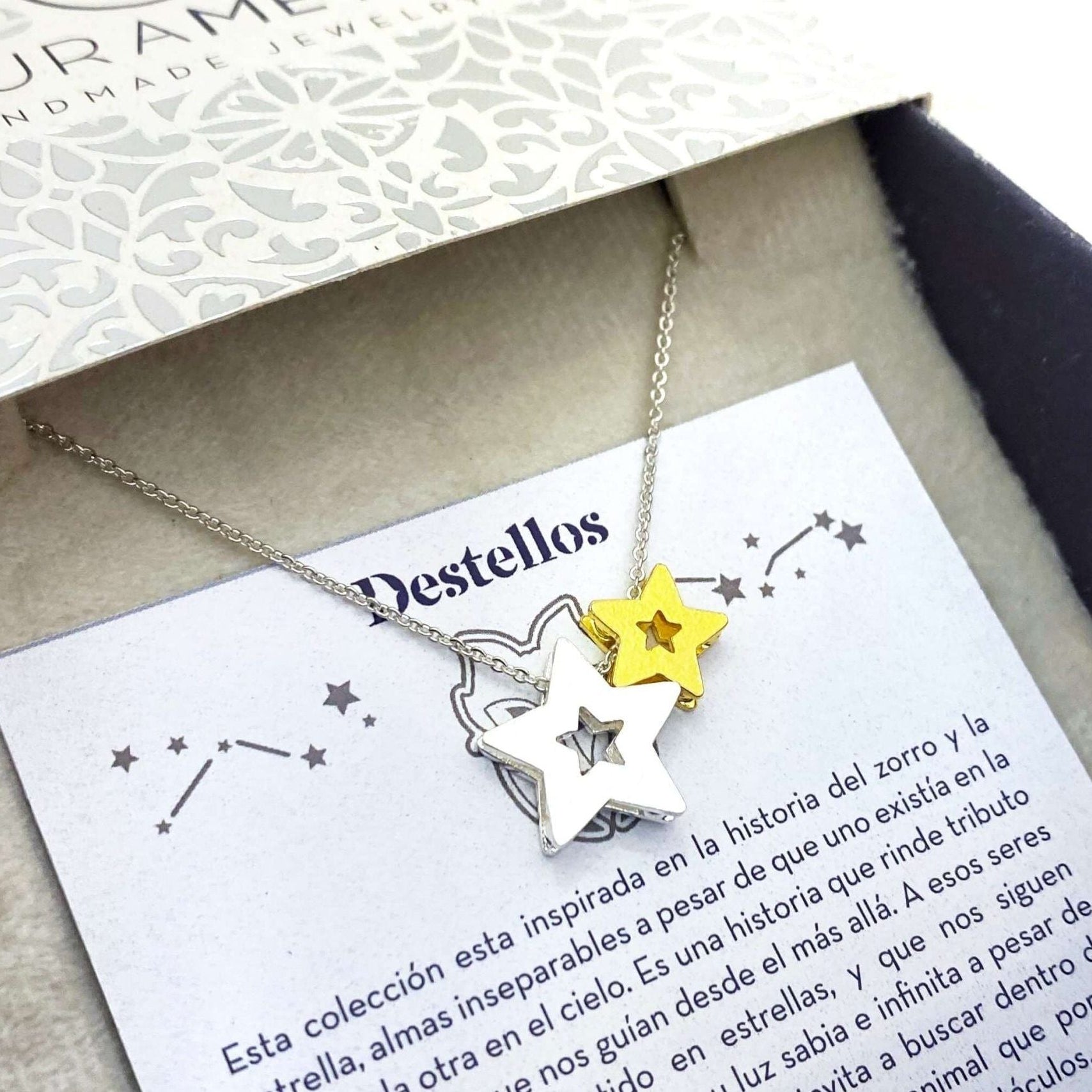 Collar Dijes Estrella dorada y plateada